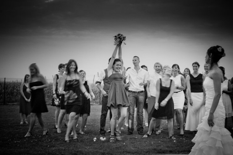 Lancé du bouquet de la mariée